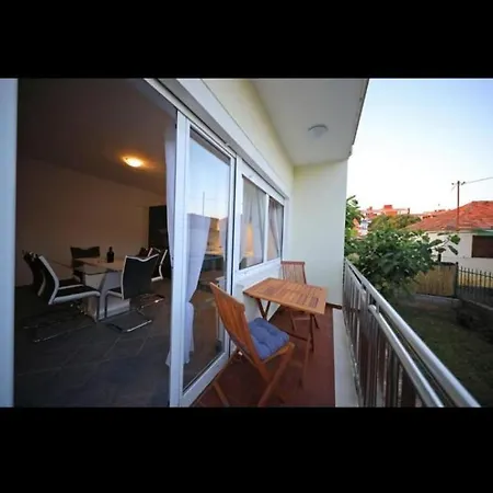 Apartment Zelic *
