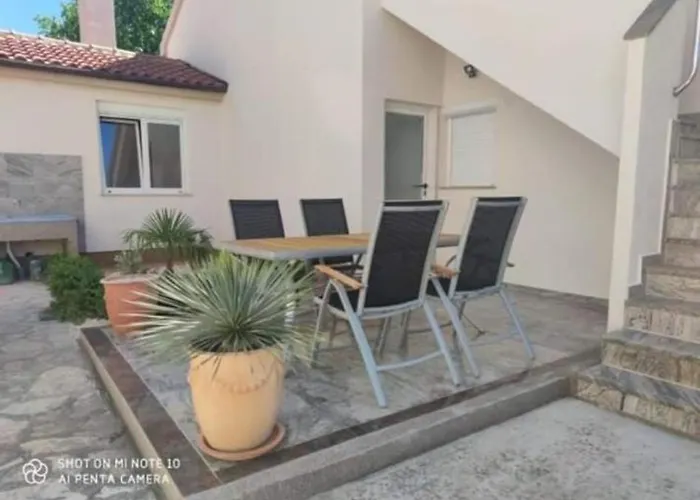 Zelic Apartament